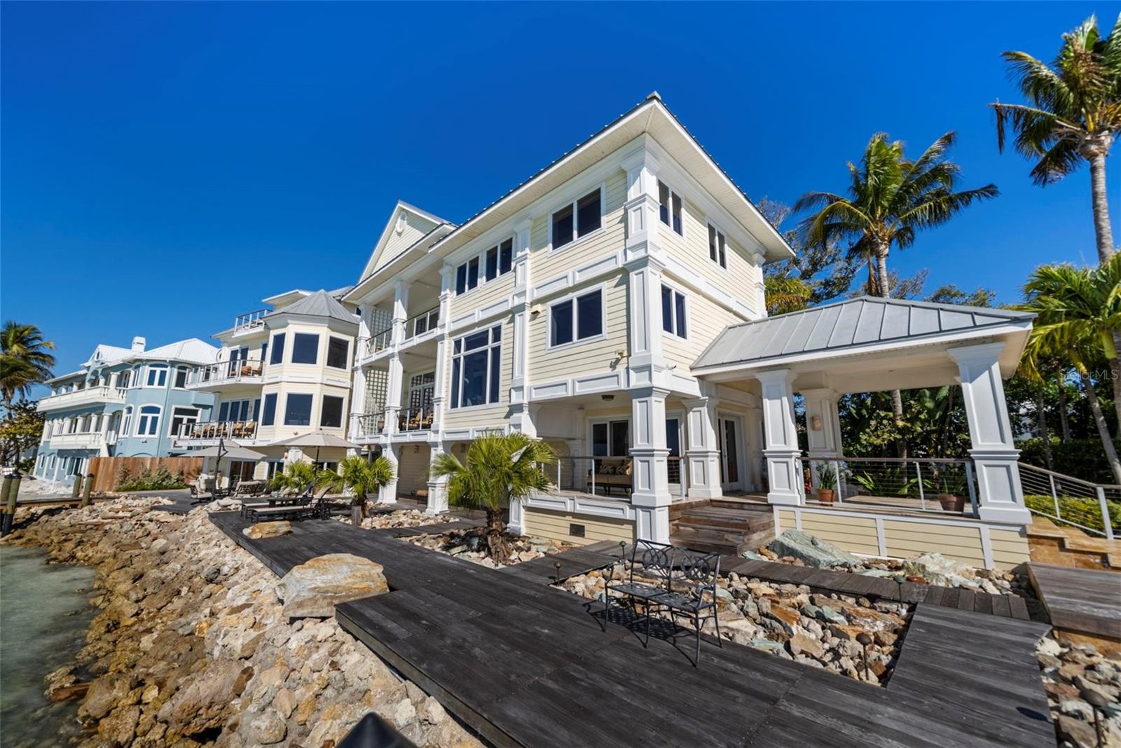 3740 BAYOU LOUISE LN