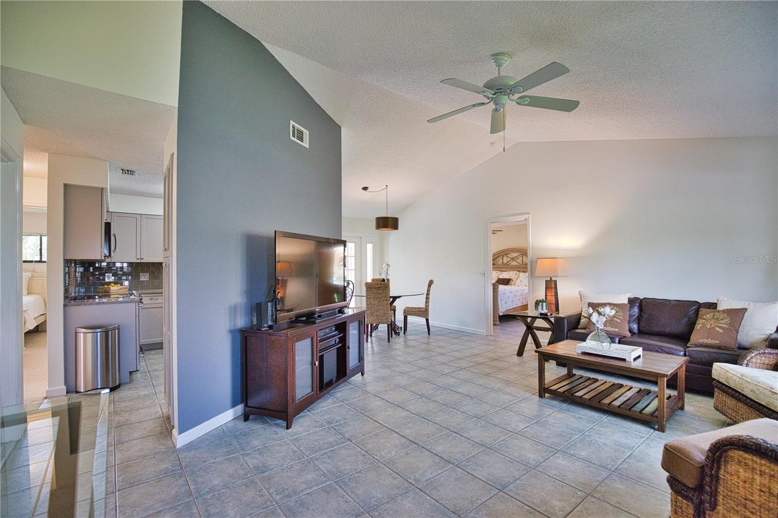 32 INLETS BLVD #32