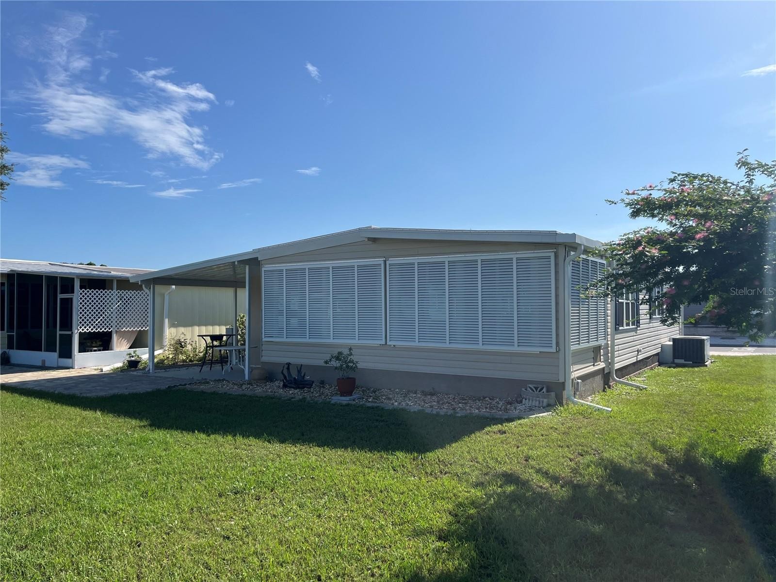 792 GRADO DR