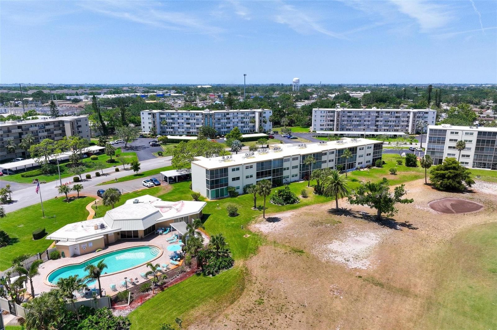 4200 IRONWOOD CIR #203B