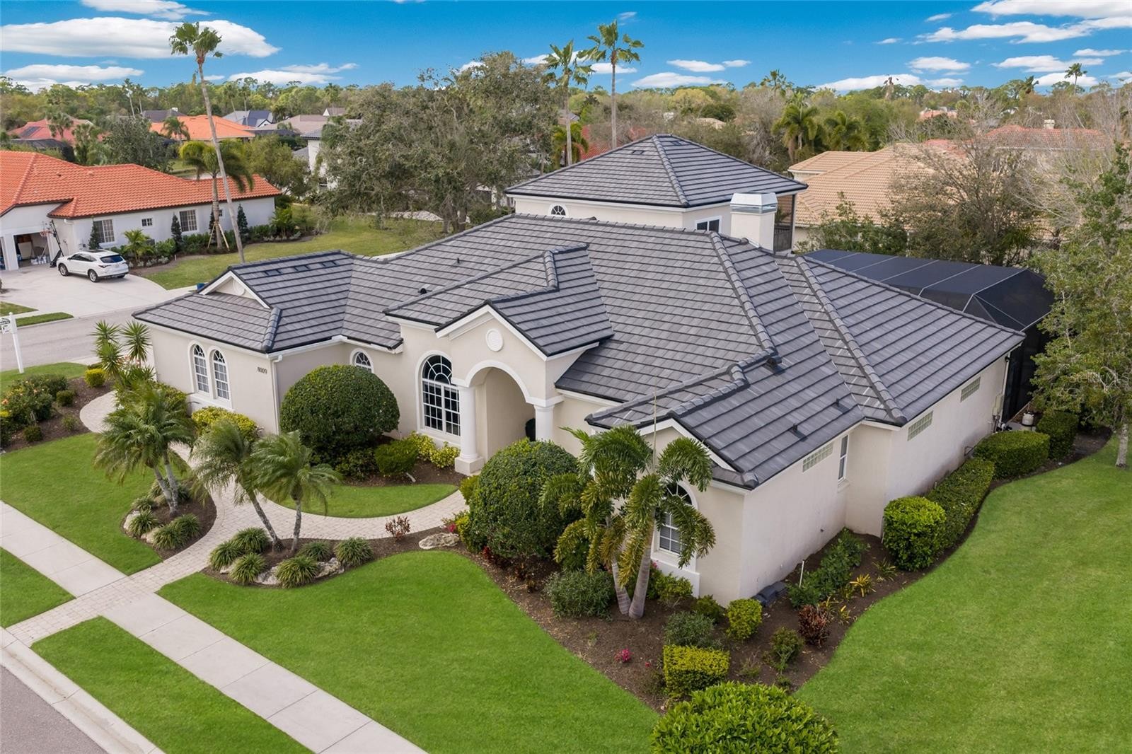8009 ROYAL BIRKDALE CIR