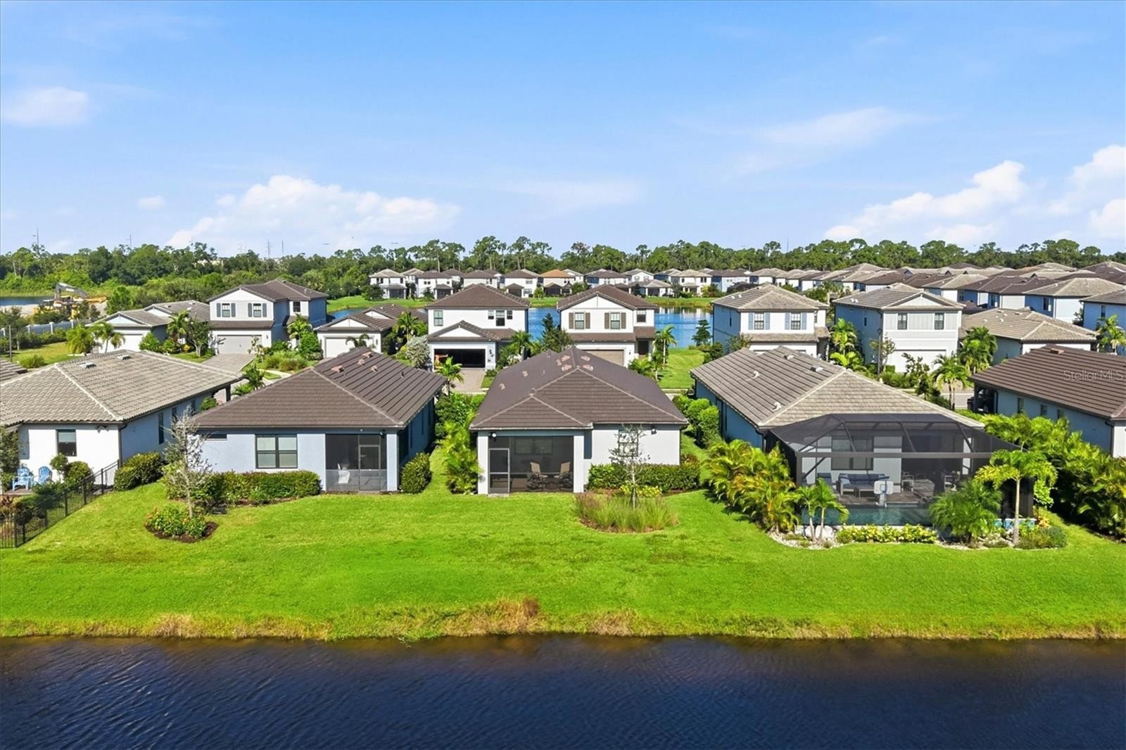 6247 BAYWOOD CT