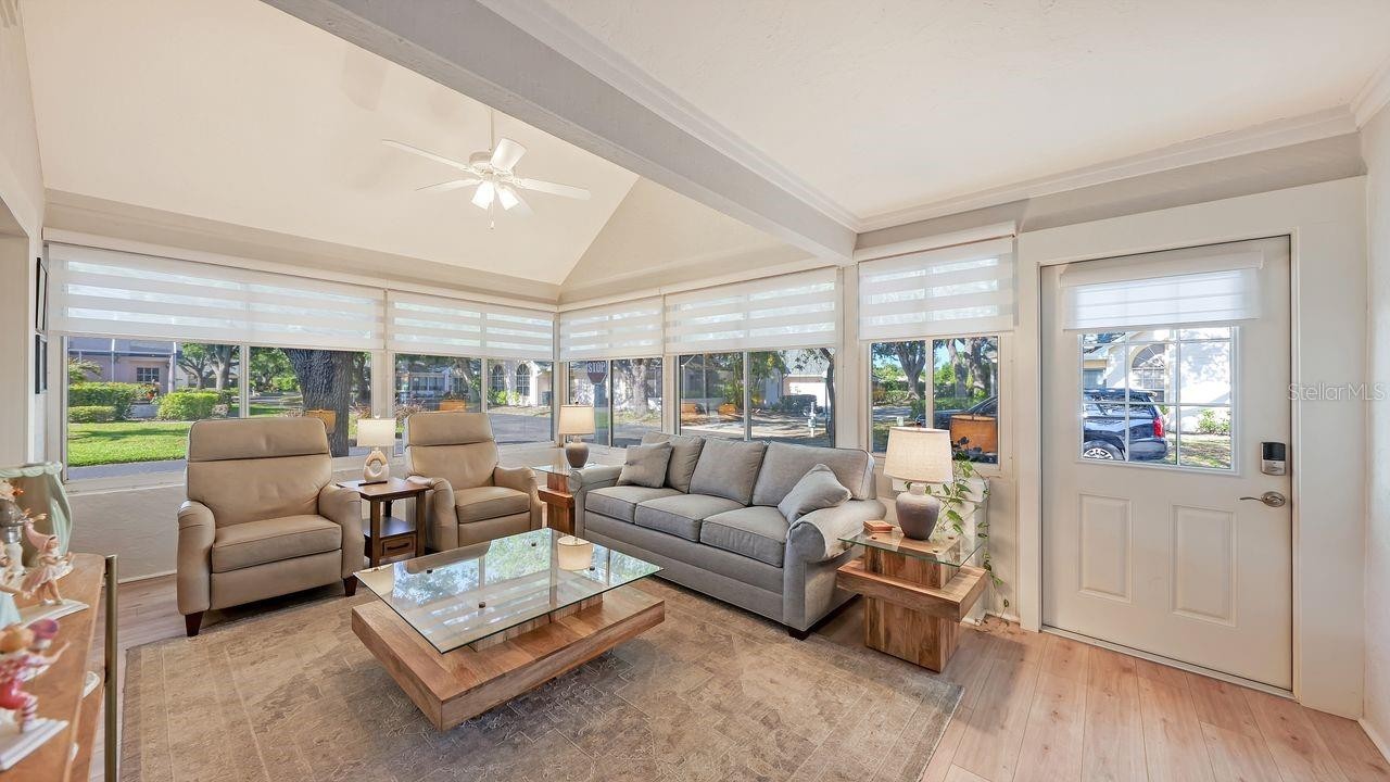 4507 WHIRLAWAY DR #A