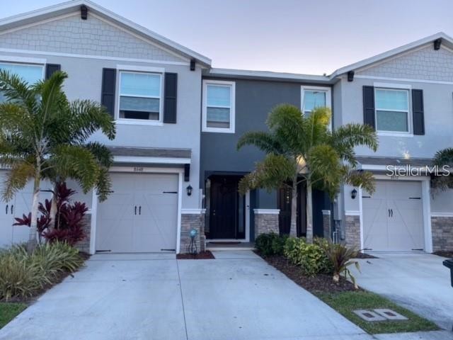 8648 STARGAZER ST