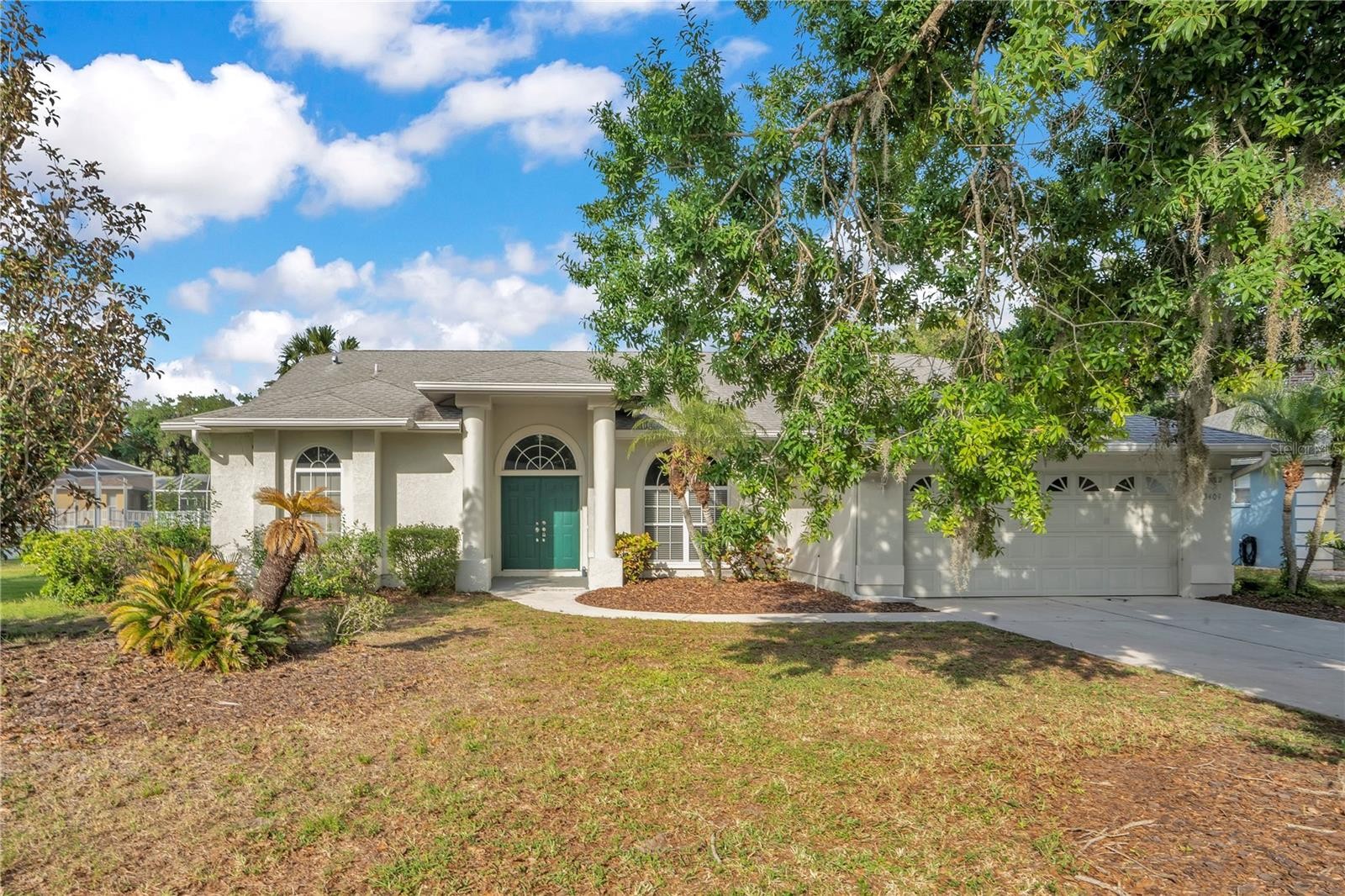 3404 RIVER WOODS DR
