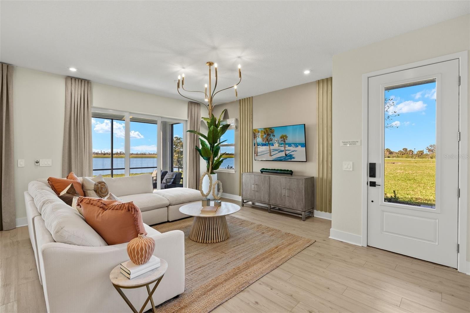 12807 JADE EMPRESS LOOP #101