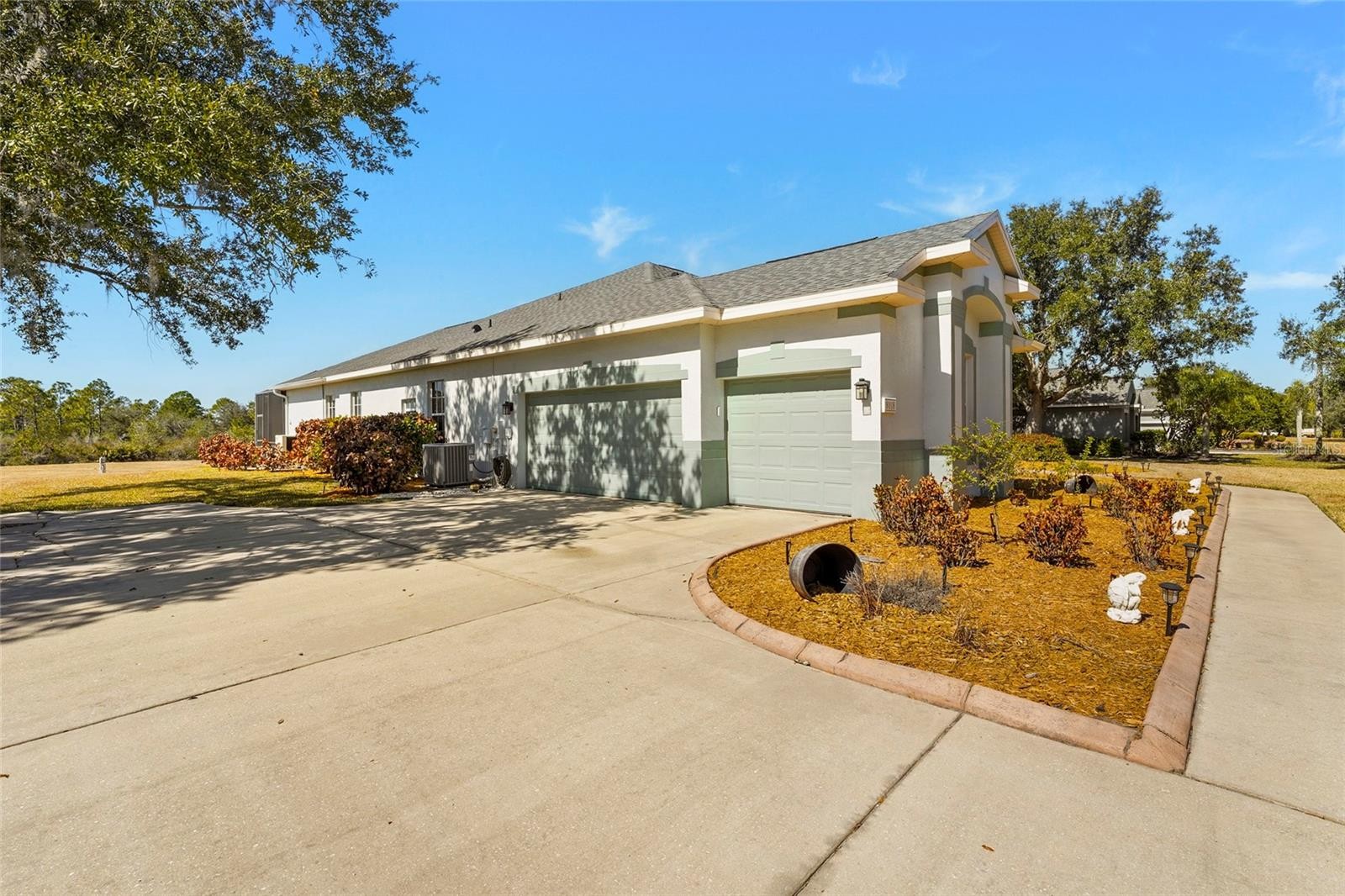 8018 SNOWY EGRET PL