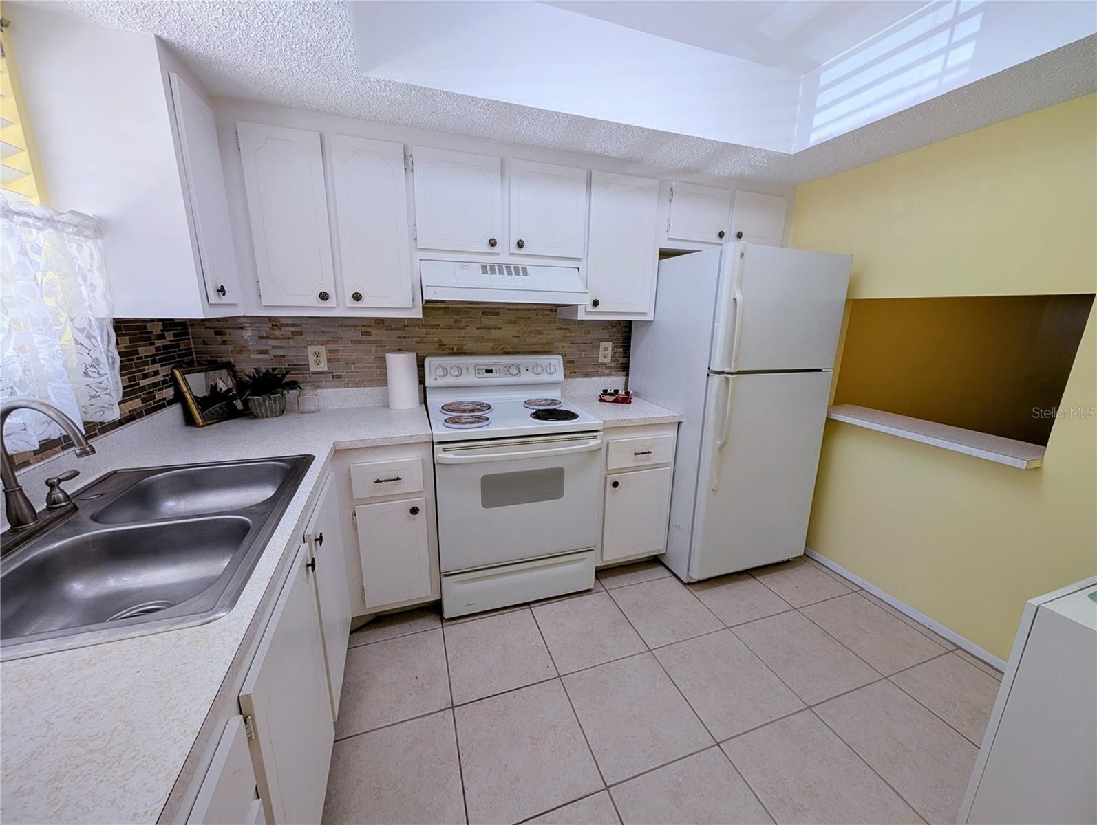 4111 HERON WAY #E-103