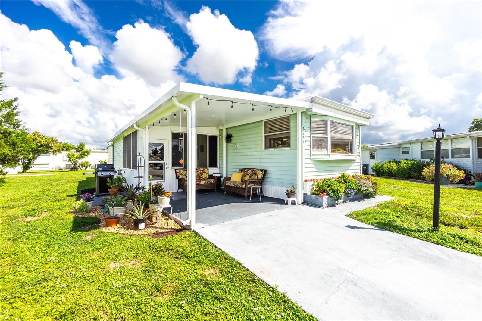 6741 LAUREL CT