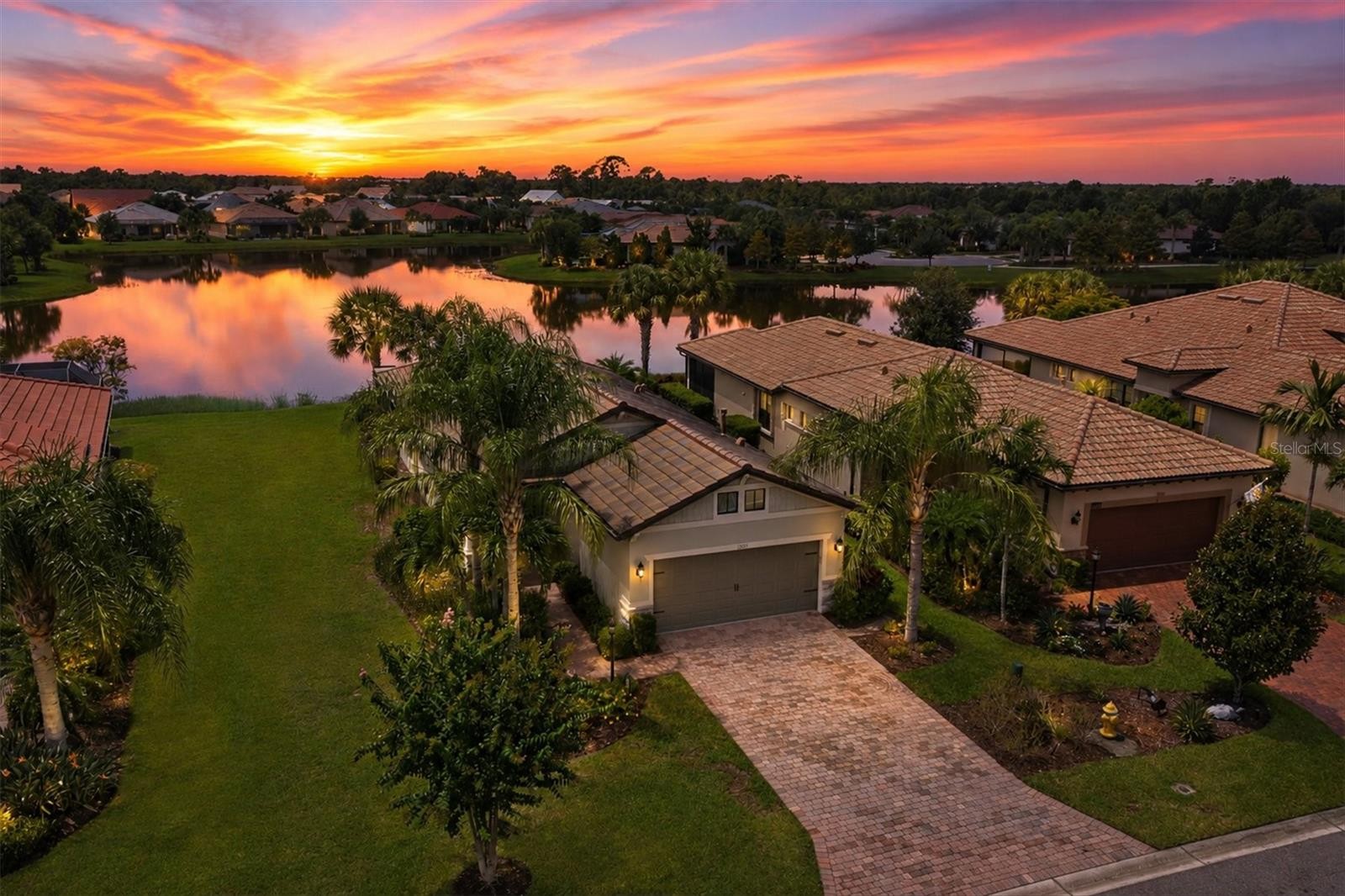 17523 HAMPTON FALLS TER