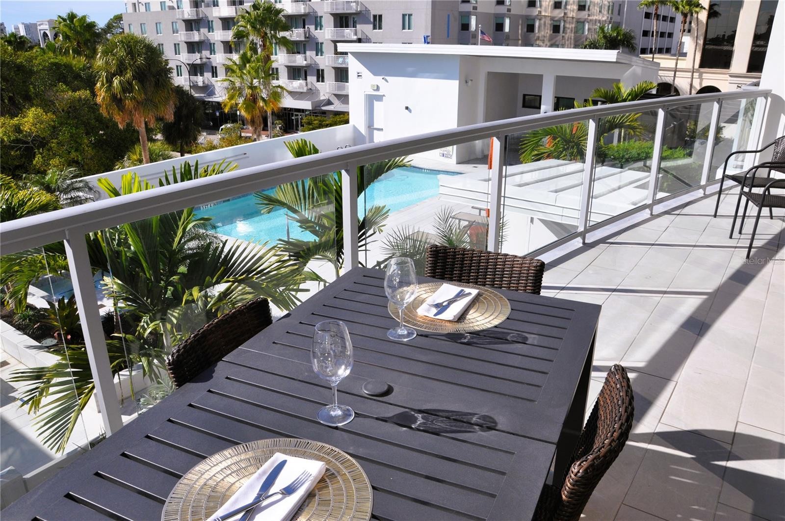 300 S PINEAPPLE AVE #302