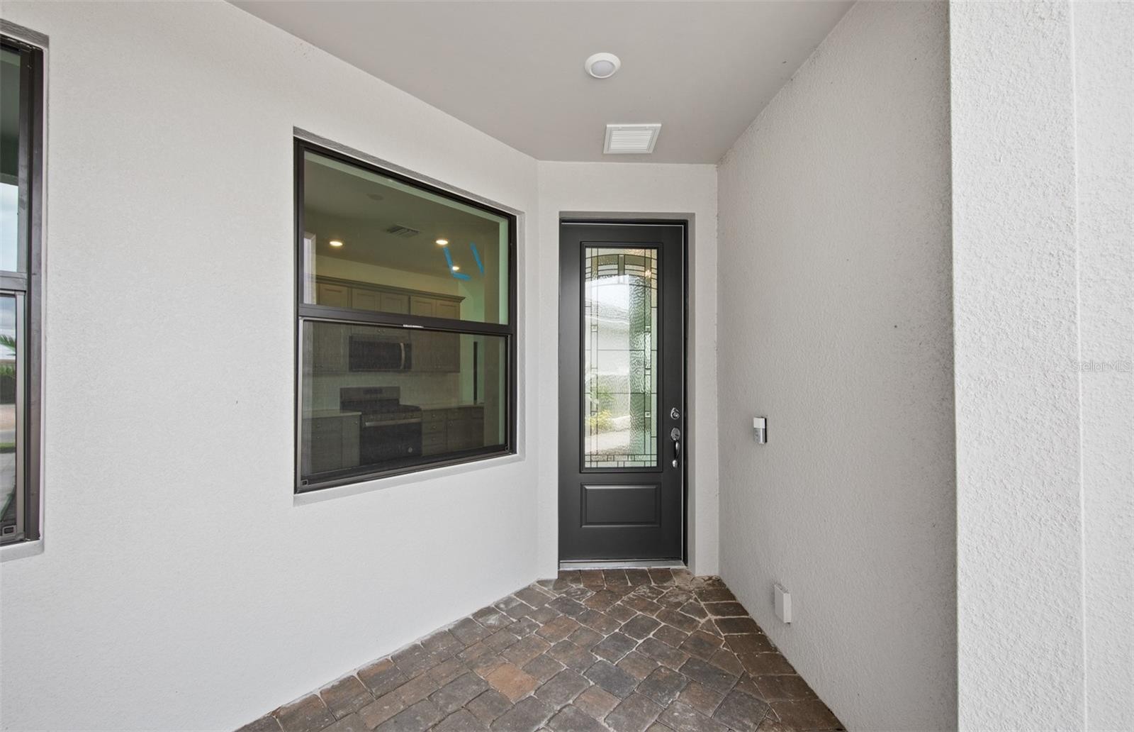 18824 INDIAN ROCK PL