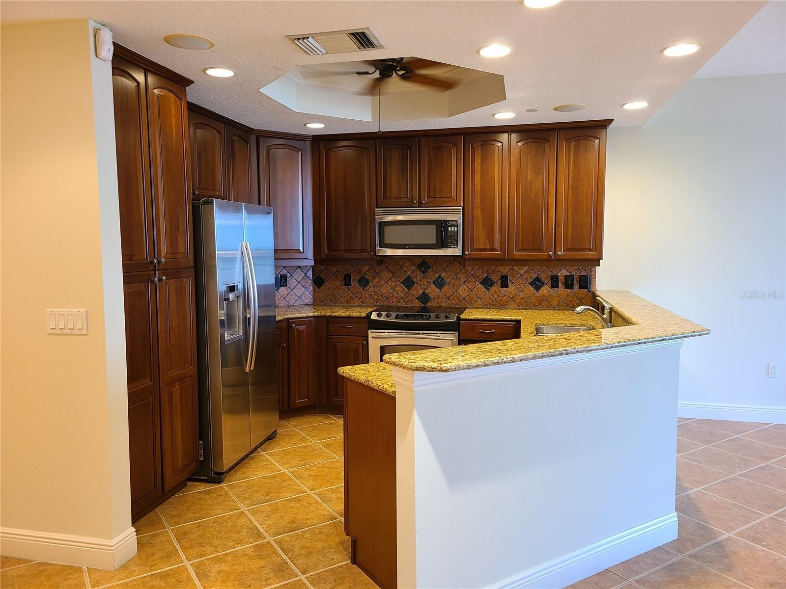 6360 WATERCREST WAY #203