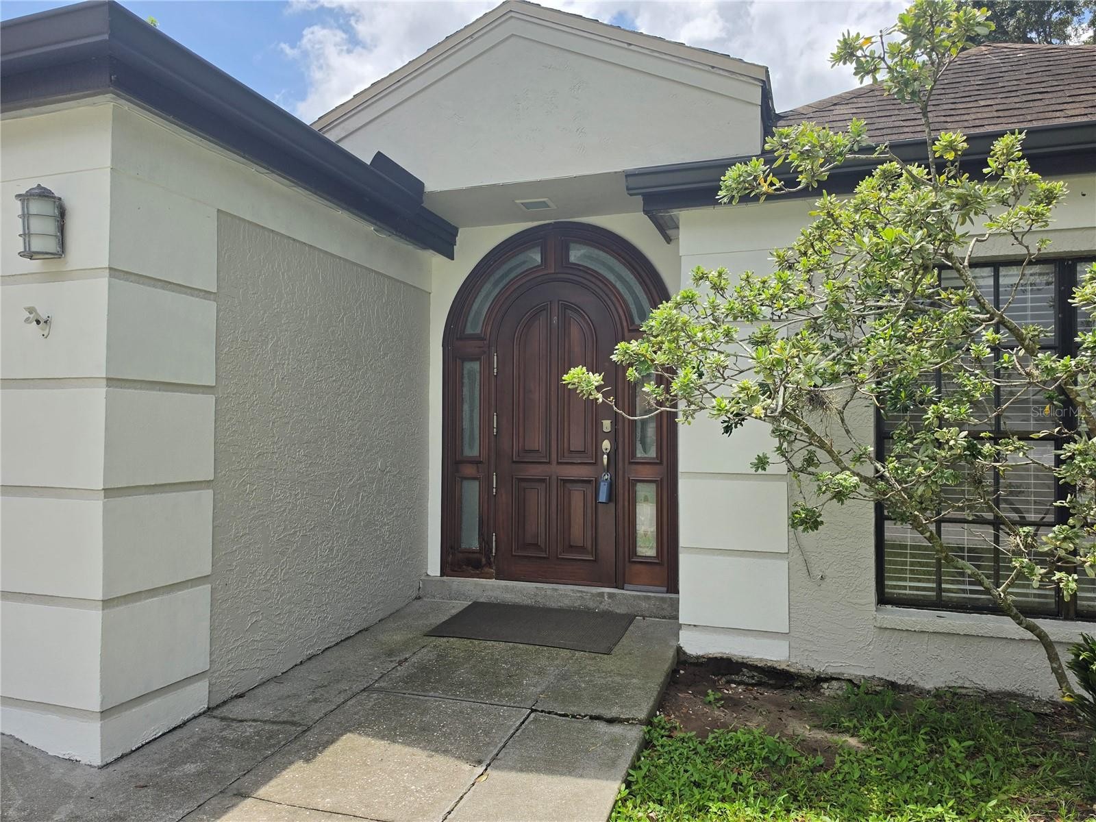 5664 25TH STREET CIR E