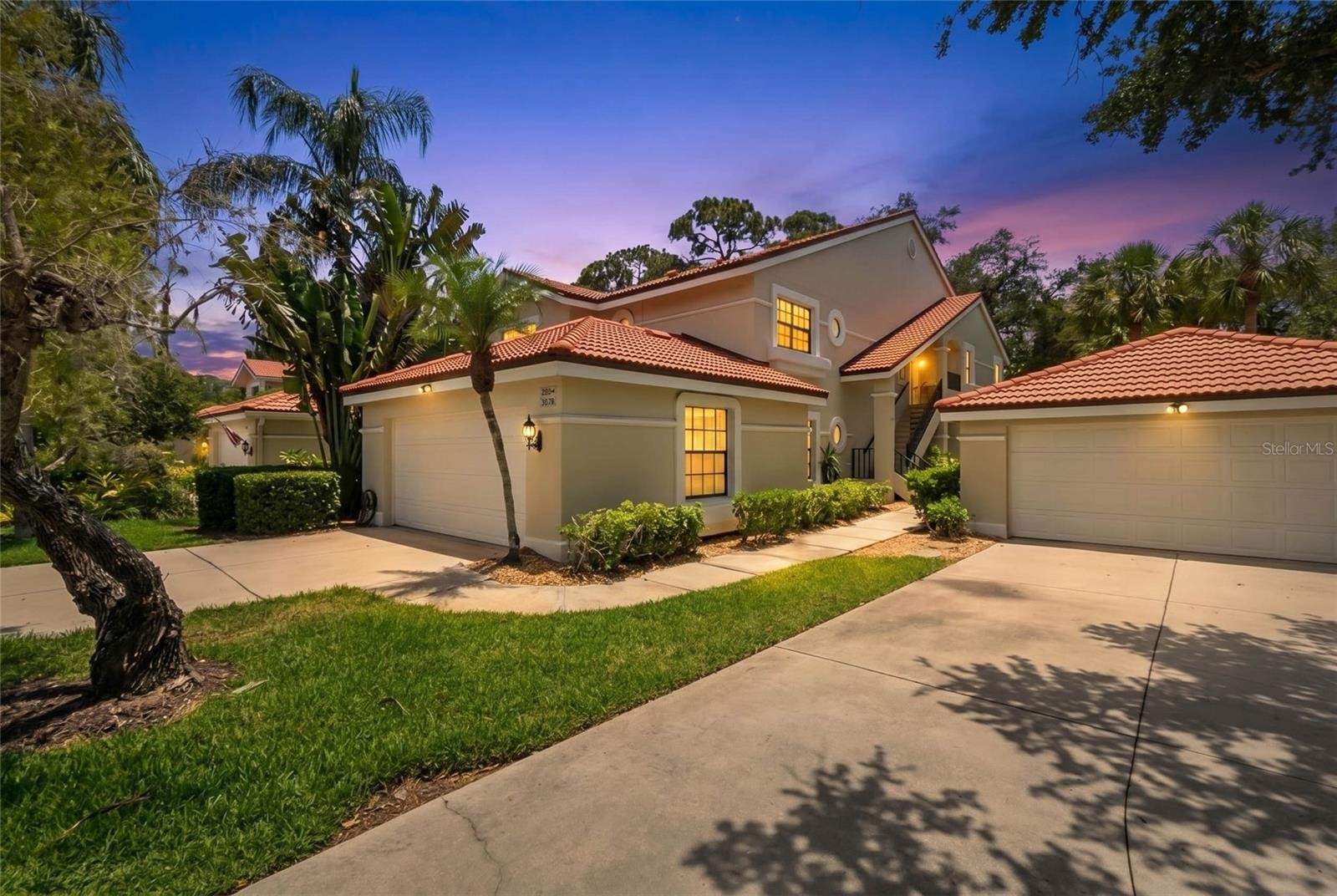 7600 FAIRWAY WOODS DR #204