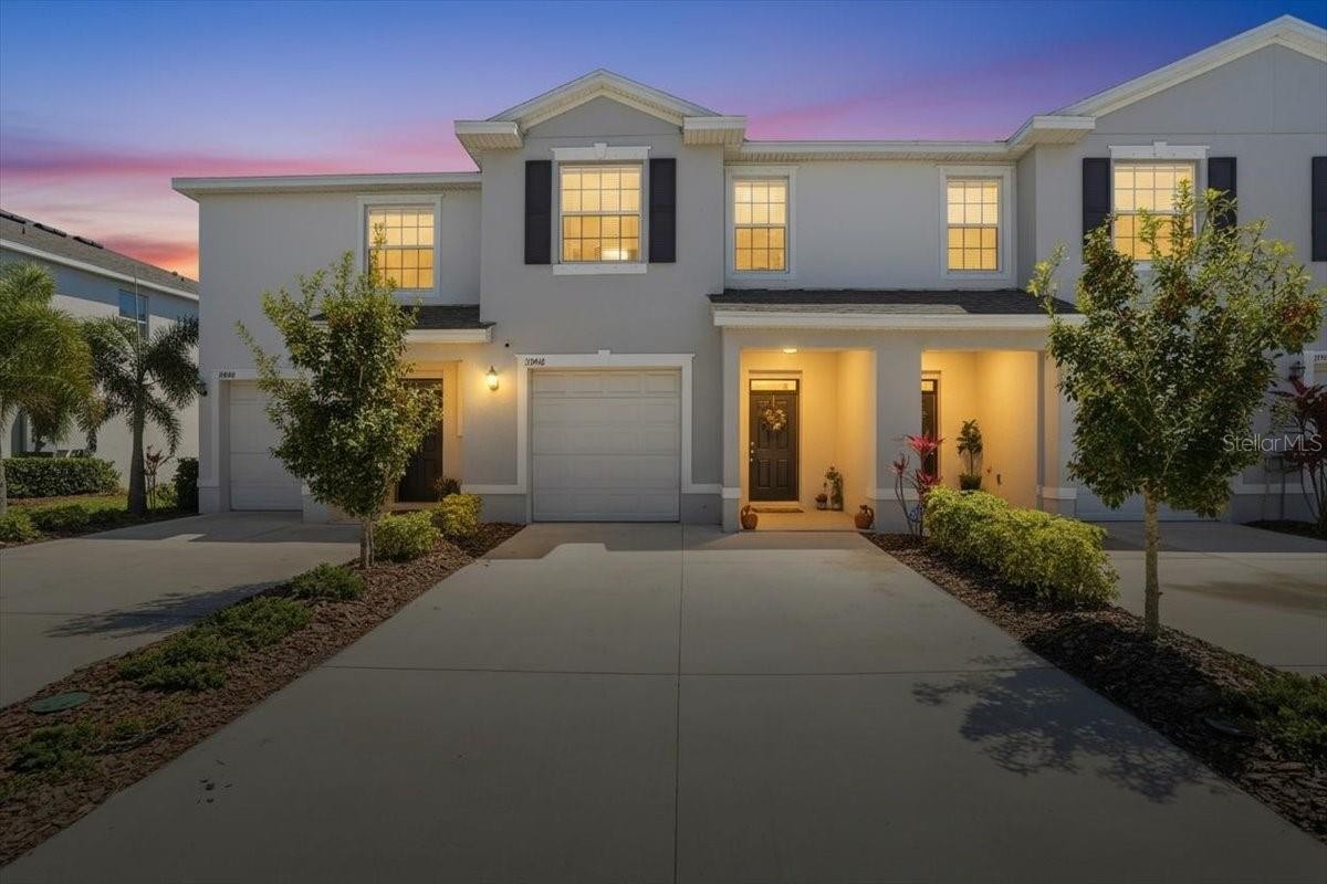 17456 CRESCENT MOON LOOP