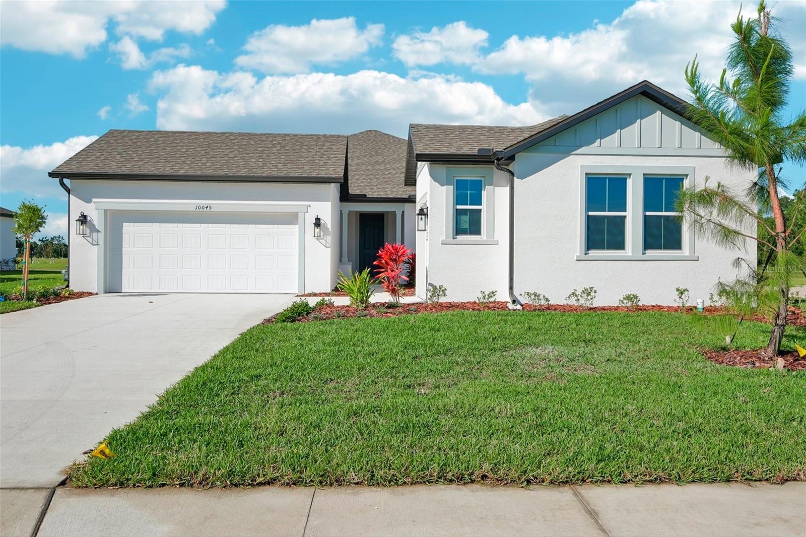 10045 HIDDEN HAMMOCK LOOP