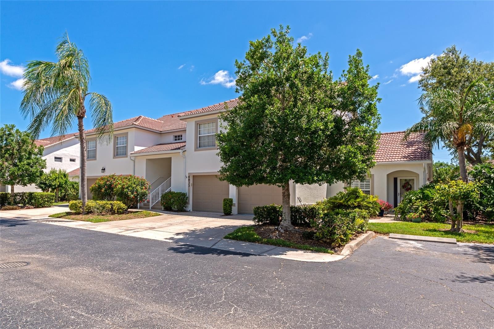 6835 FAIRVIEW TER #6835