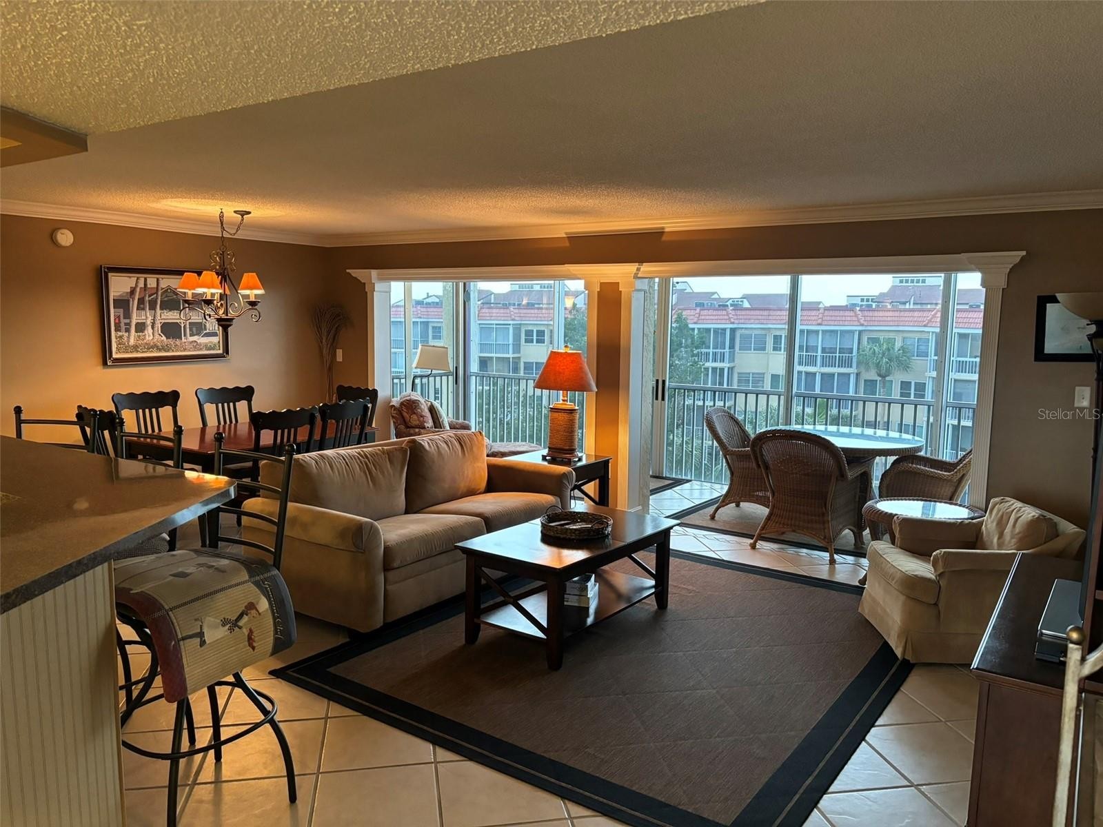 1325 S PORTOFINO DR #309