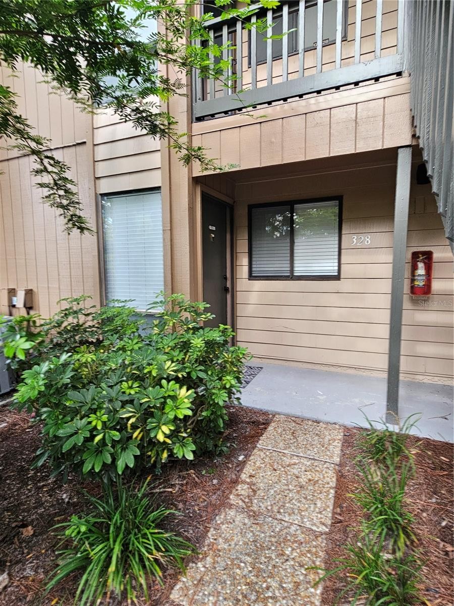 1720 GLENHOUSE DR #328