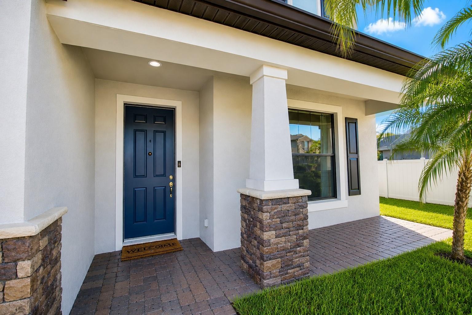 1907 BOTTLEBRUSH WAY
