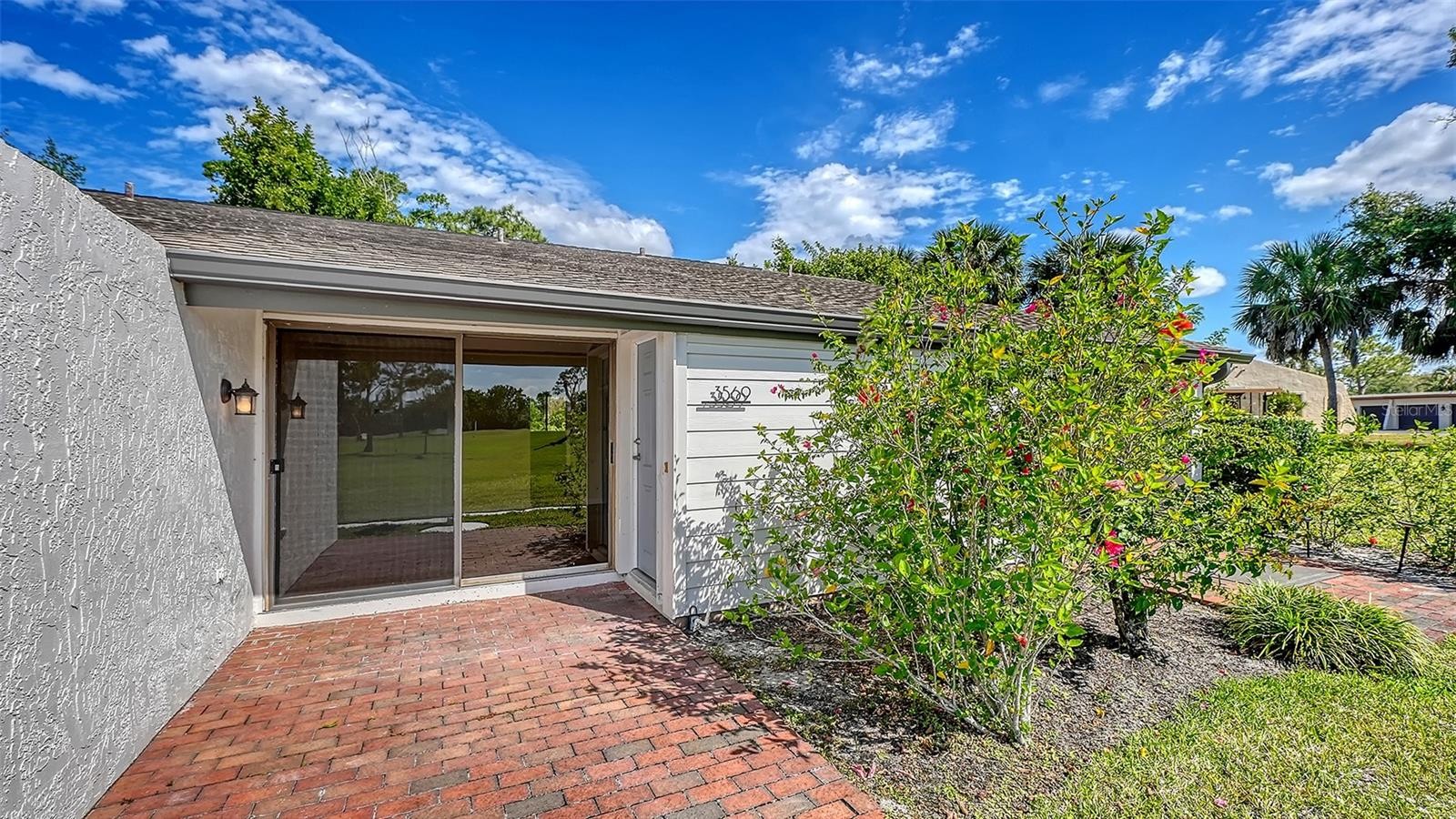 3569 LONGMEADOW #35