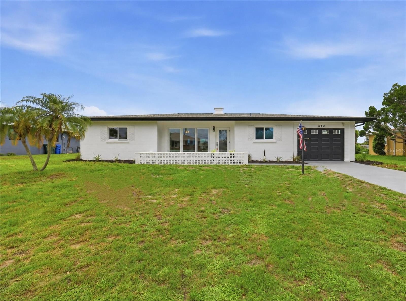412 W SHADE DR