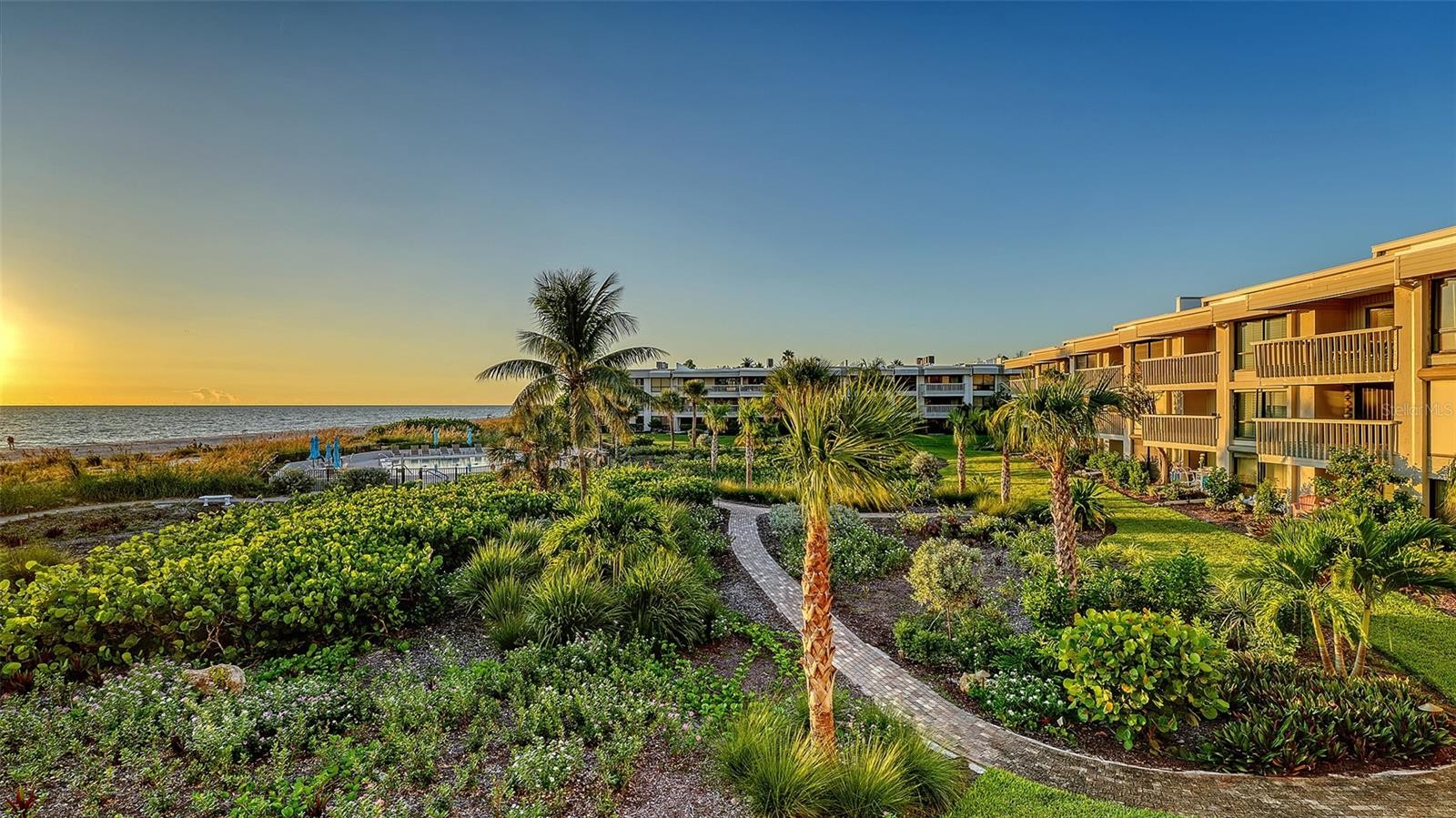 5757 GULF OF MEXICO DR #204