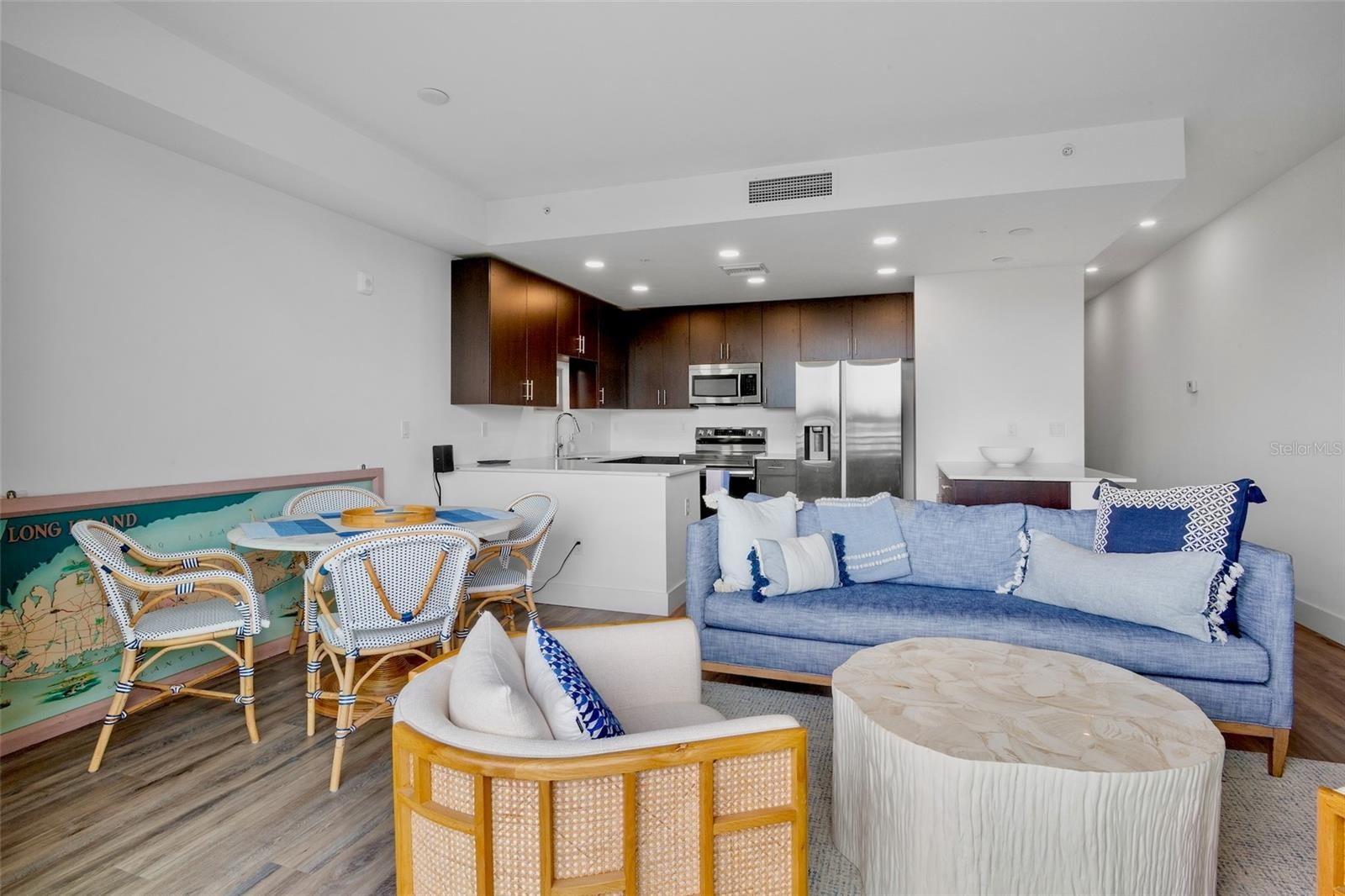 1709 N TAMIAMI TRL #416