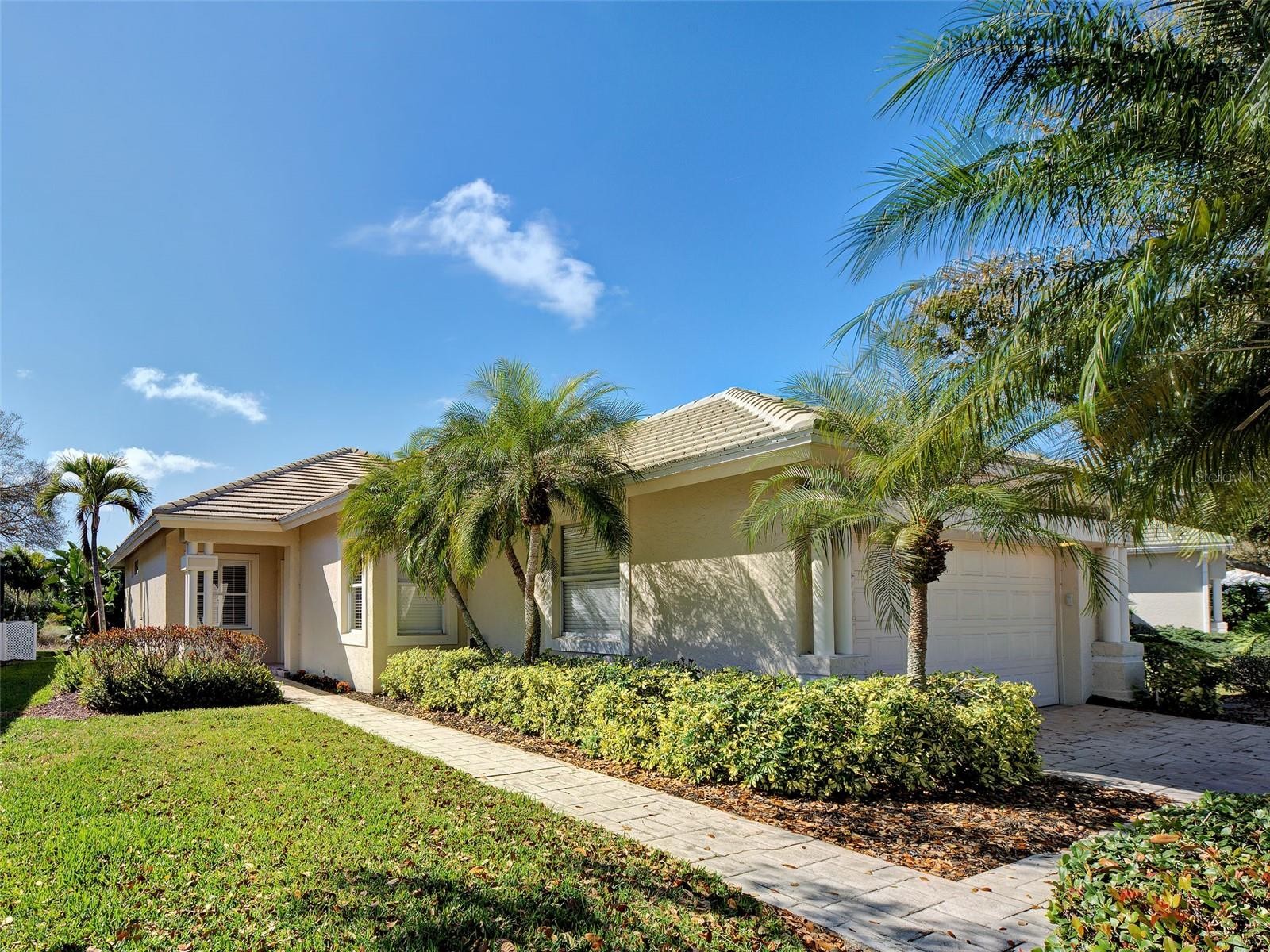 311 LANSBROOK DR