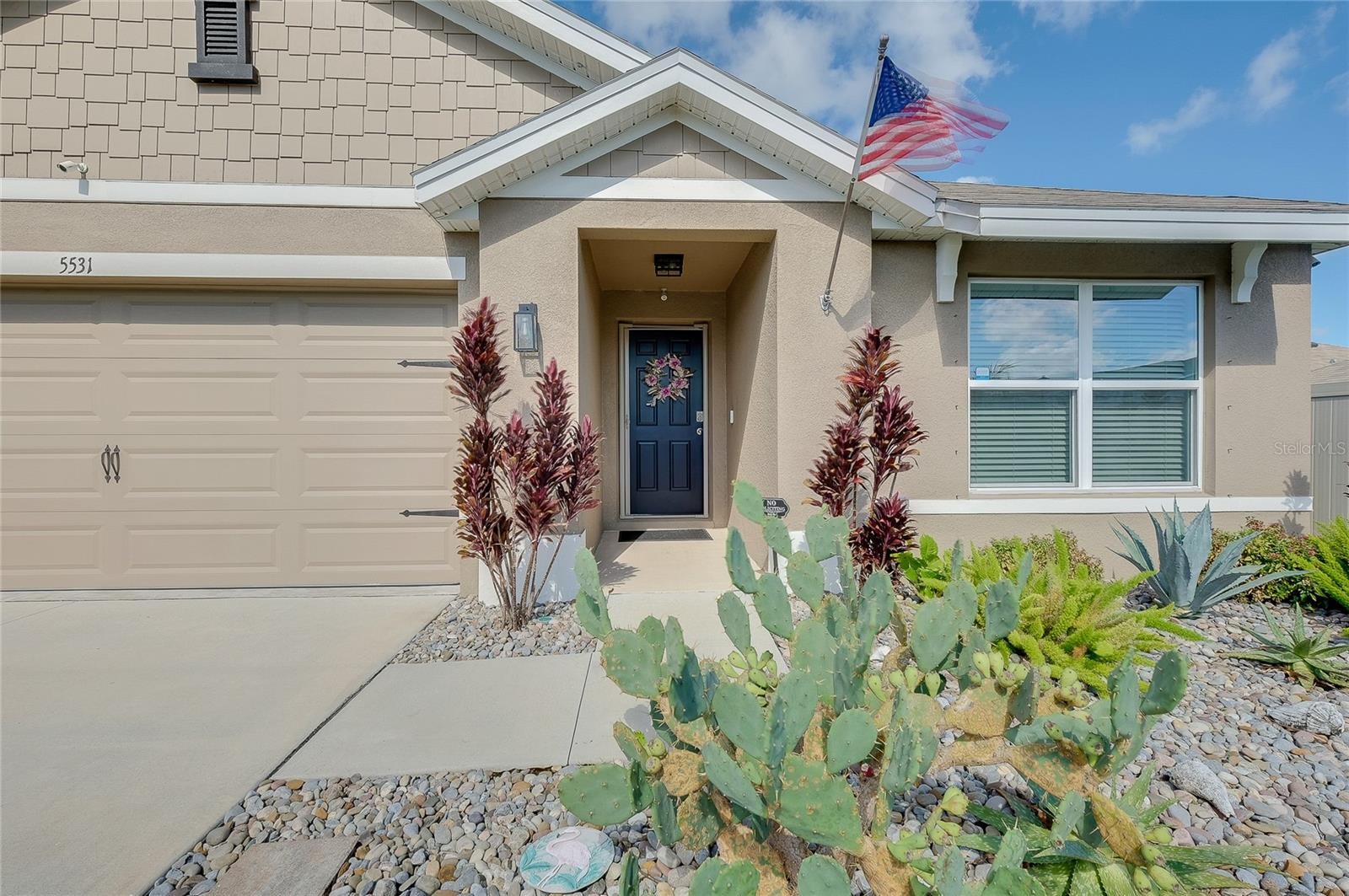 5531 FLAGSTONE TRL