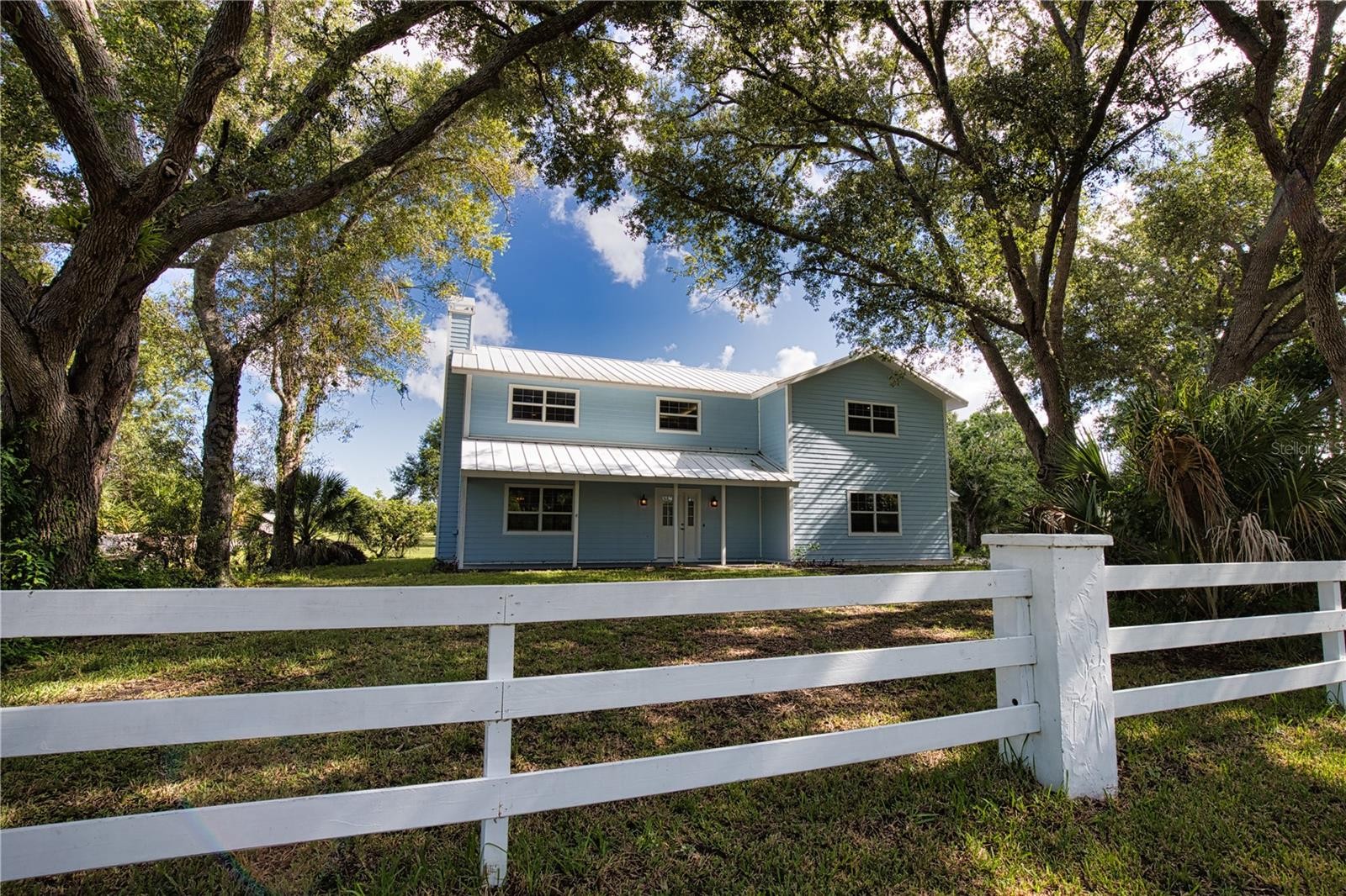 916 BAYSHORE DR