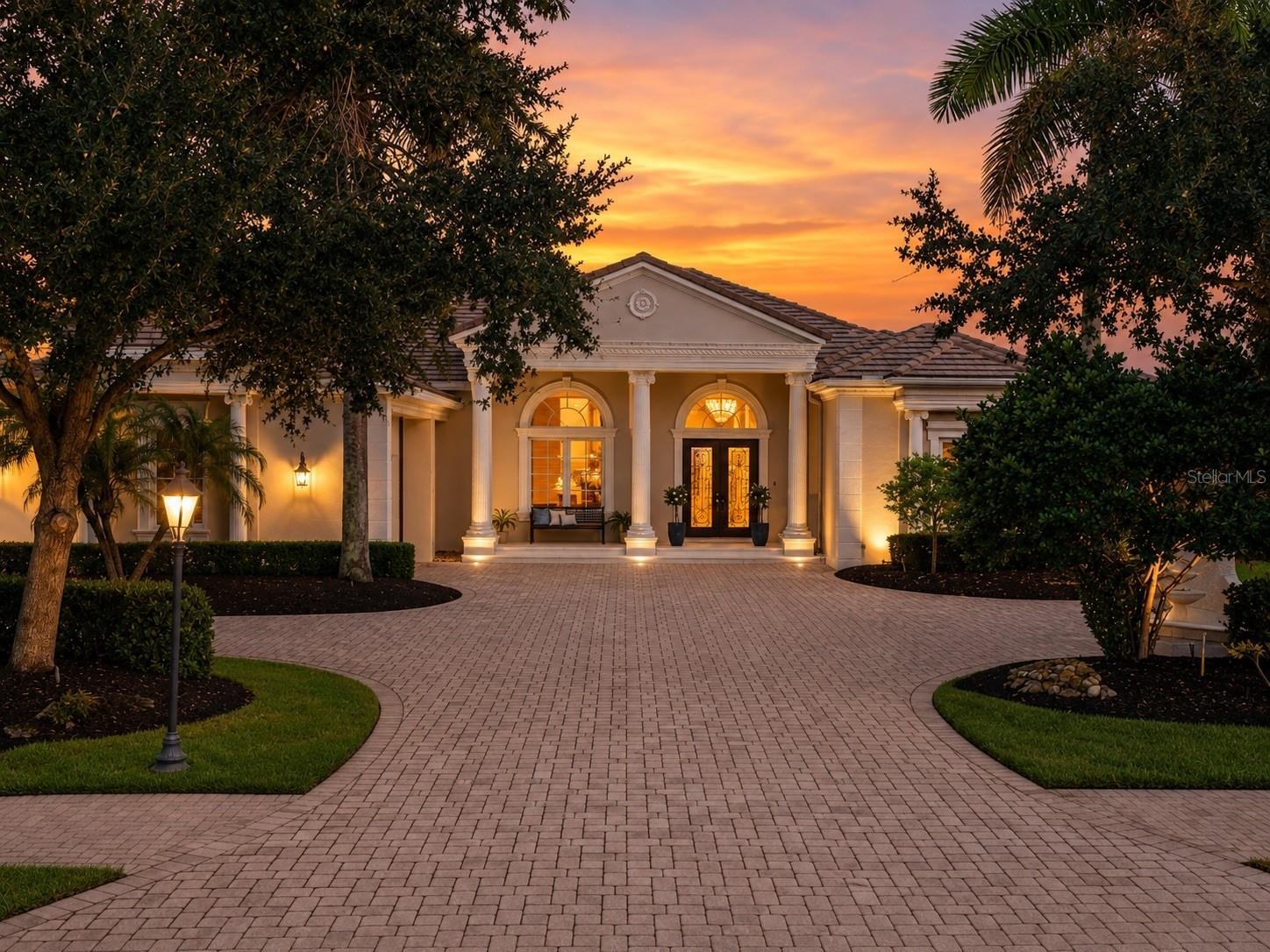 3360 FOUNDERS CLUB DR