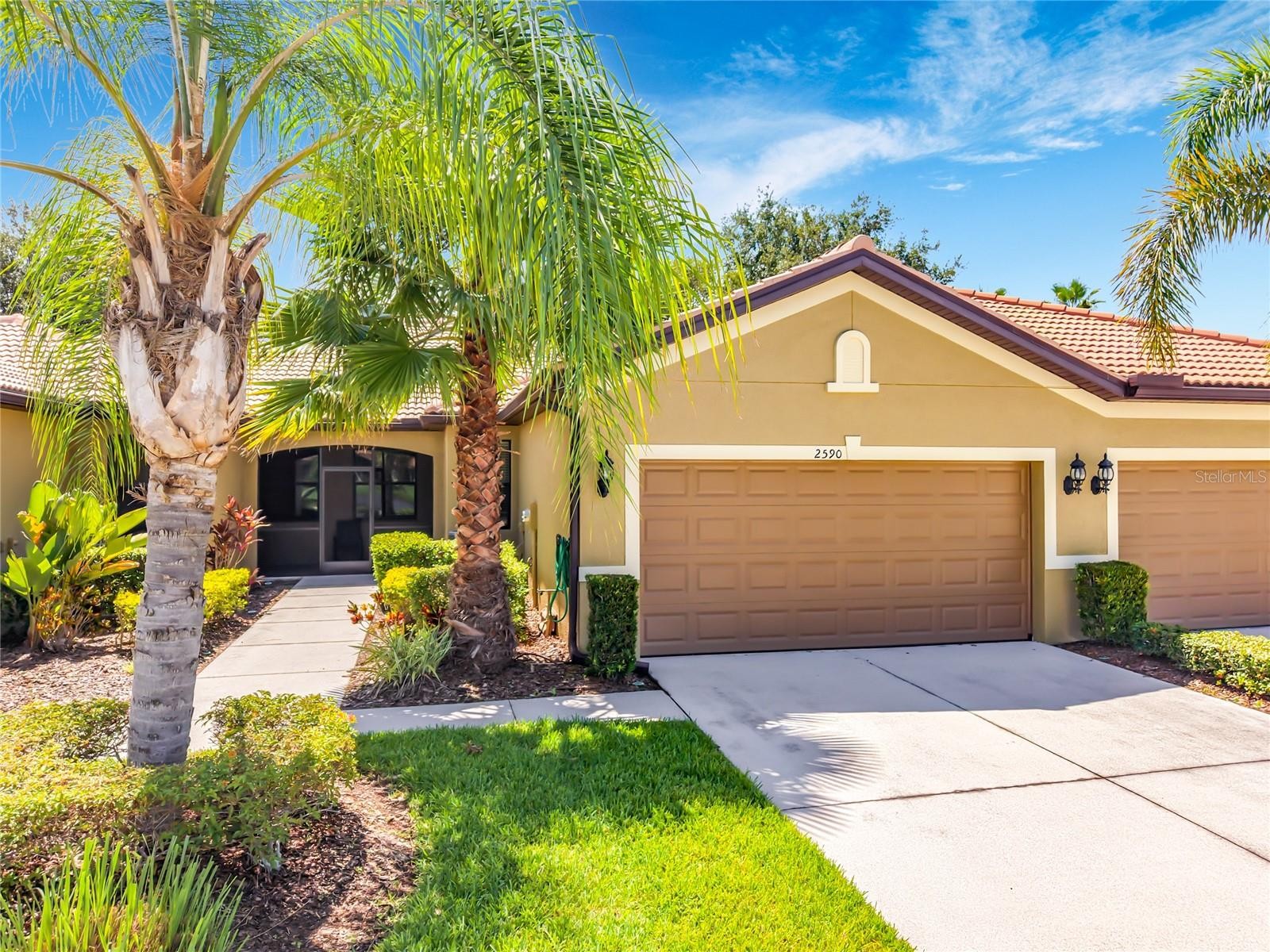 2590 OSWEGO DR