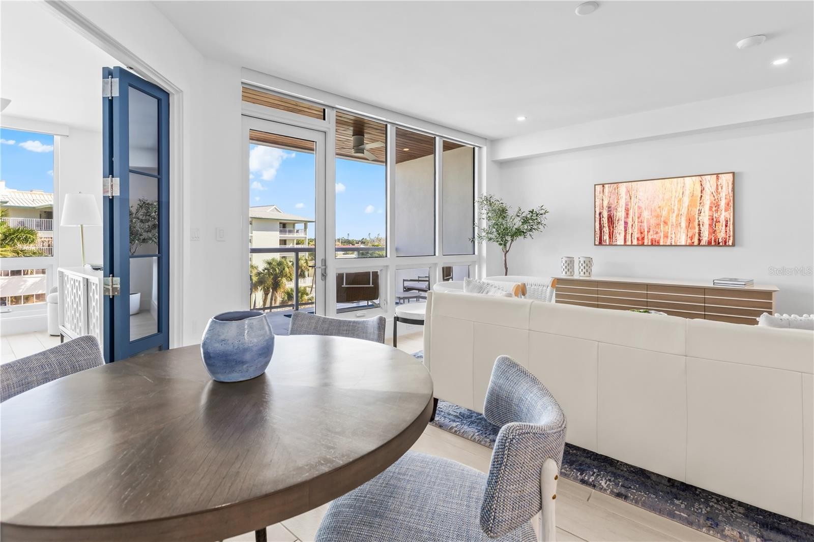 1035 SEASIDE DR #404