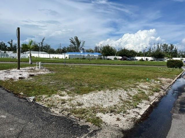 10315 W CORTEZ RD W #8A