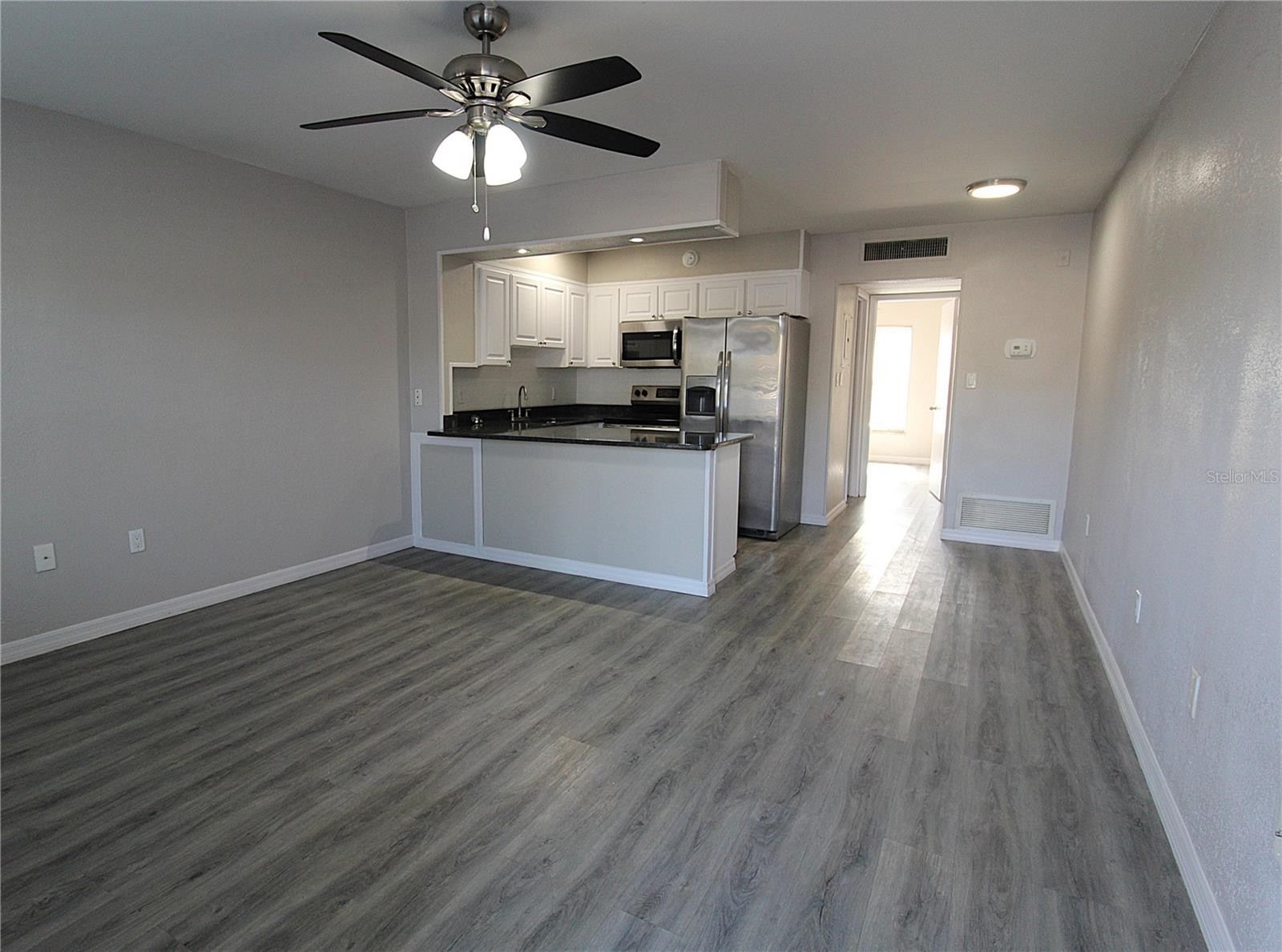 1860 PHILLIPPI SHORES DR #6A