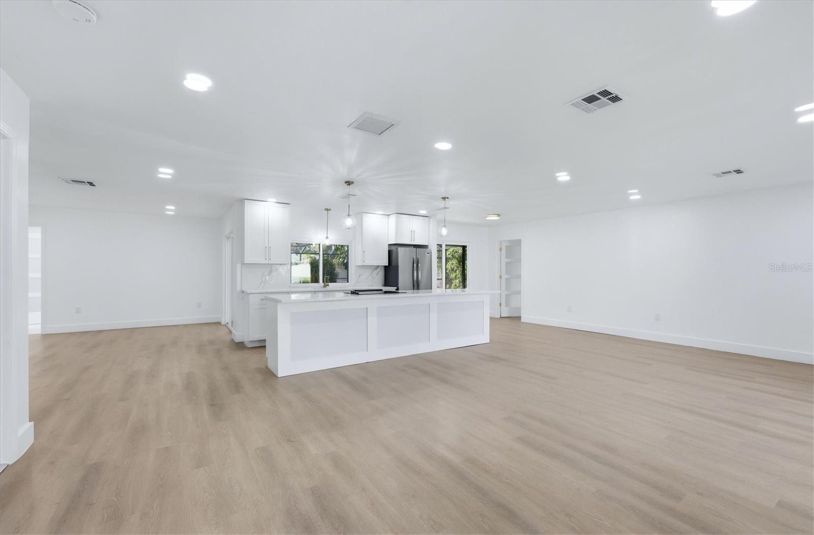 2324 RIVERWOOD PINES DR