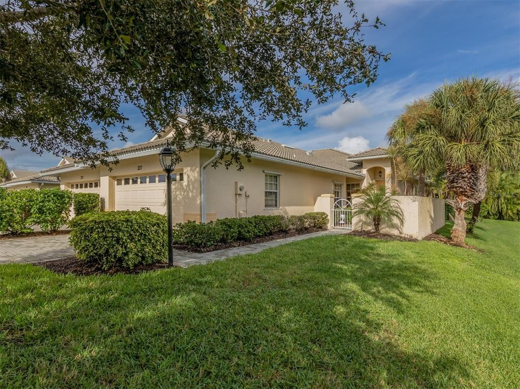 227 RECLINATA CIR