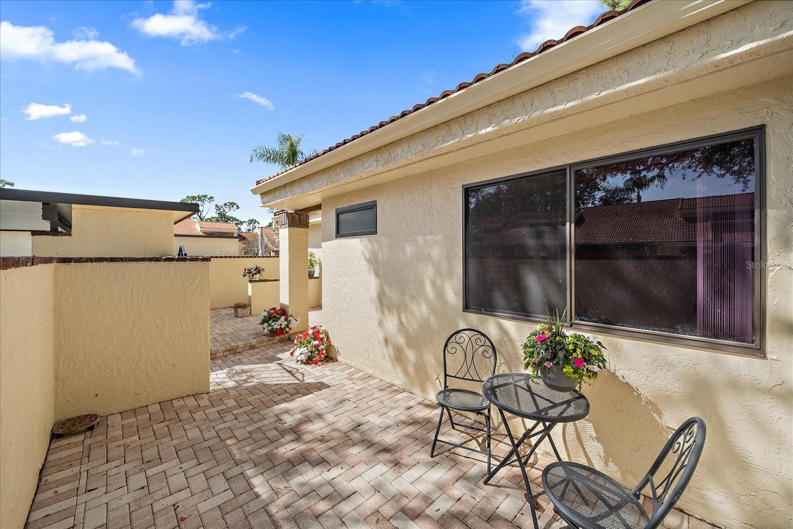 5343 HUNTINGWOOD CT #33