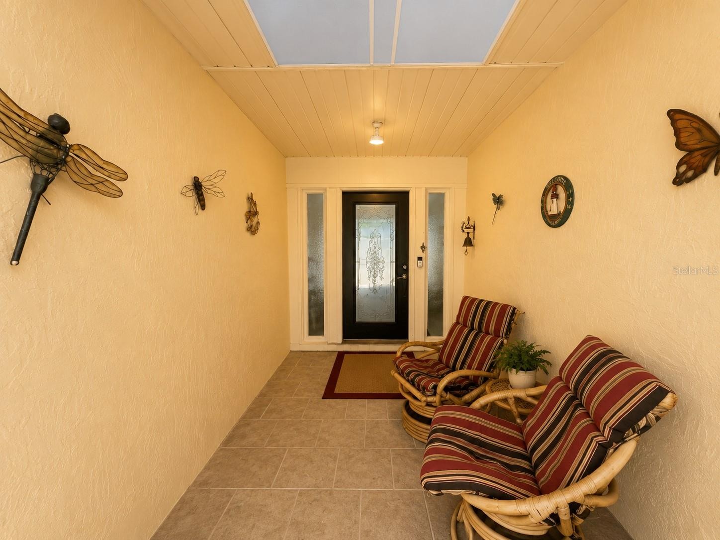 14 IDLE SANDS DR