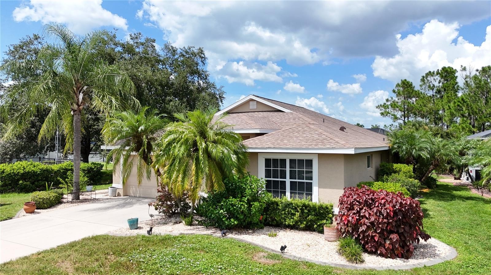 1520 SCARLETT AVE