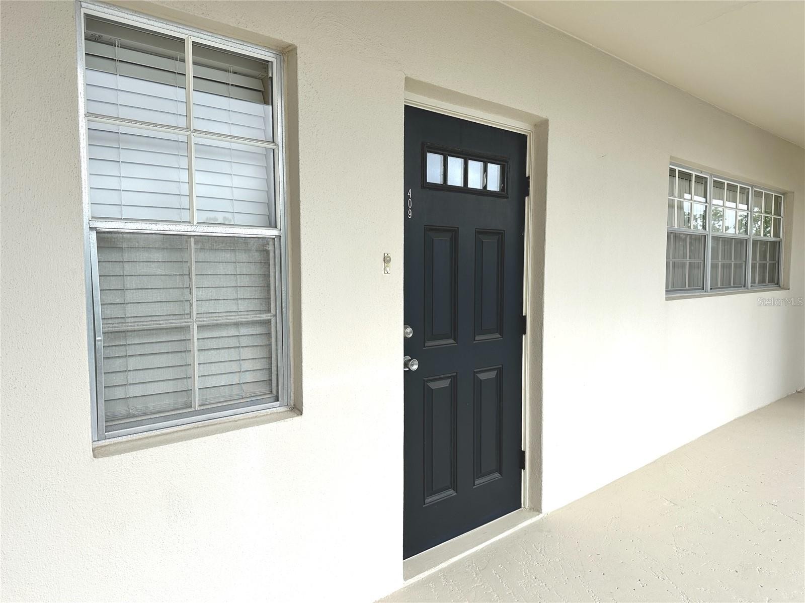 7461 W COUNTRY CLUB DR N #409