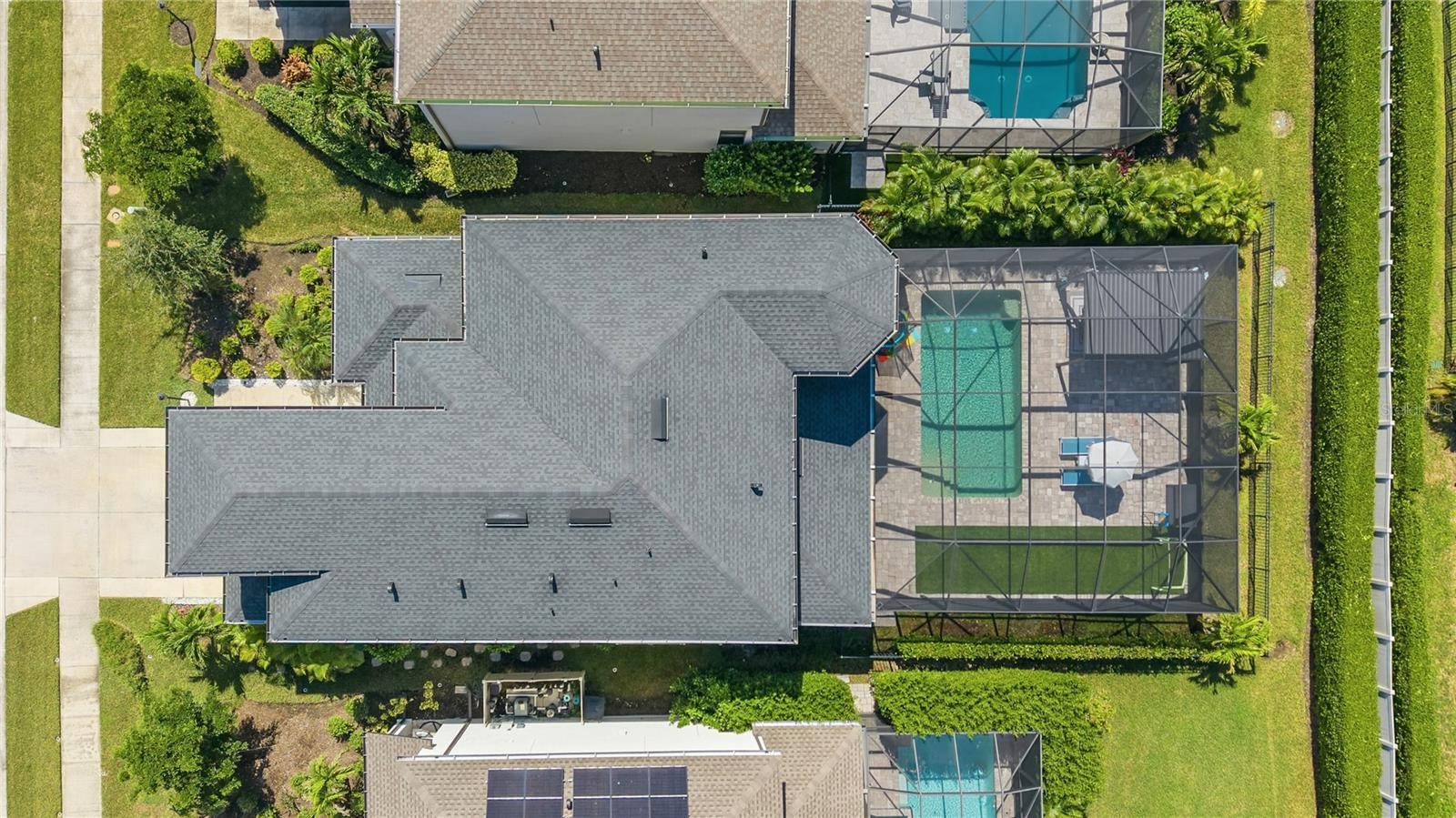 9113 LUNA LN