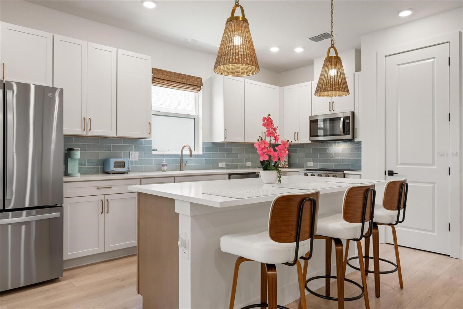 7646 SEAFLOWER PKWY