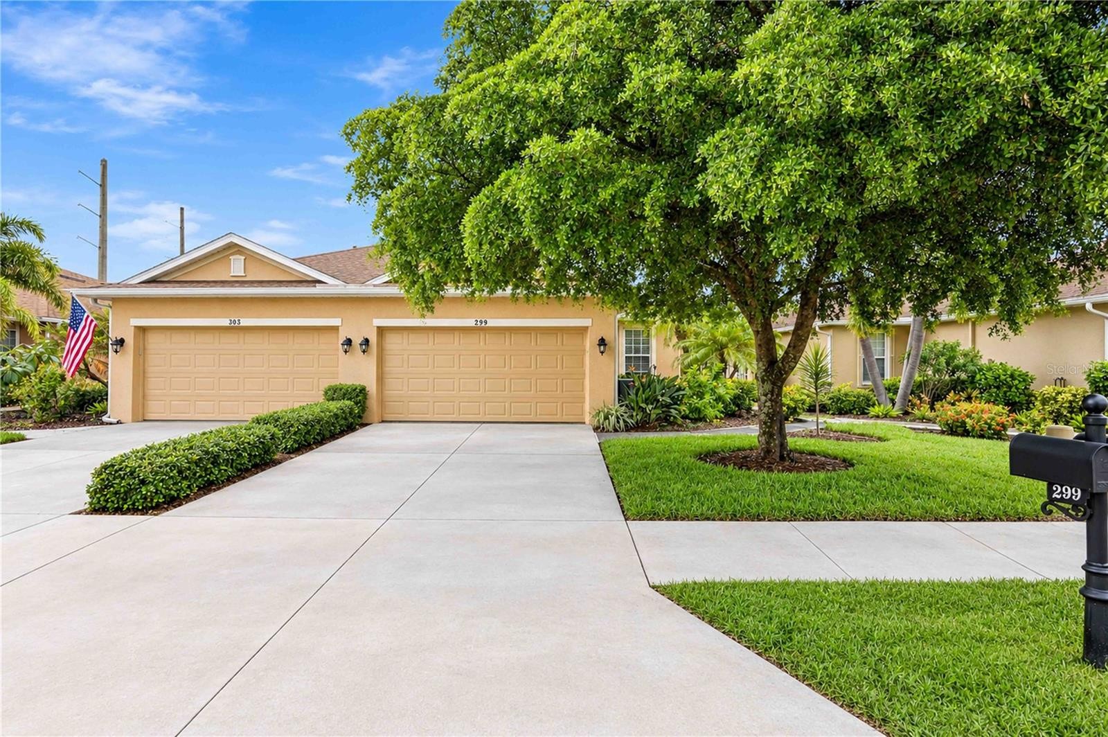 299 CAPULET DR