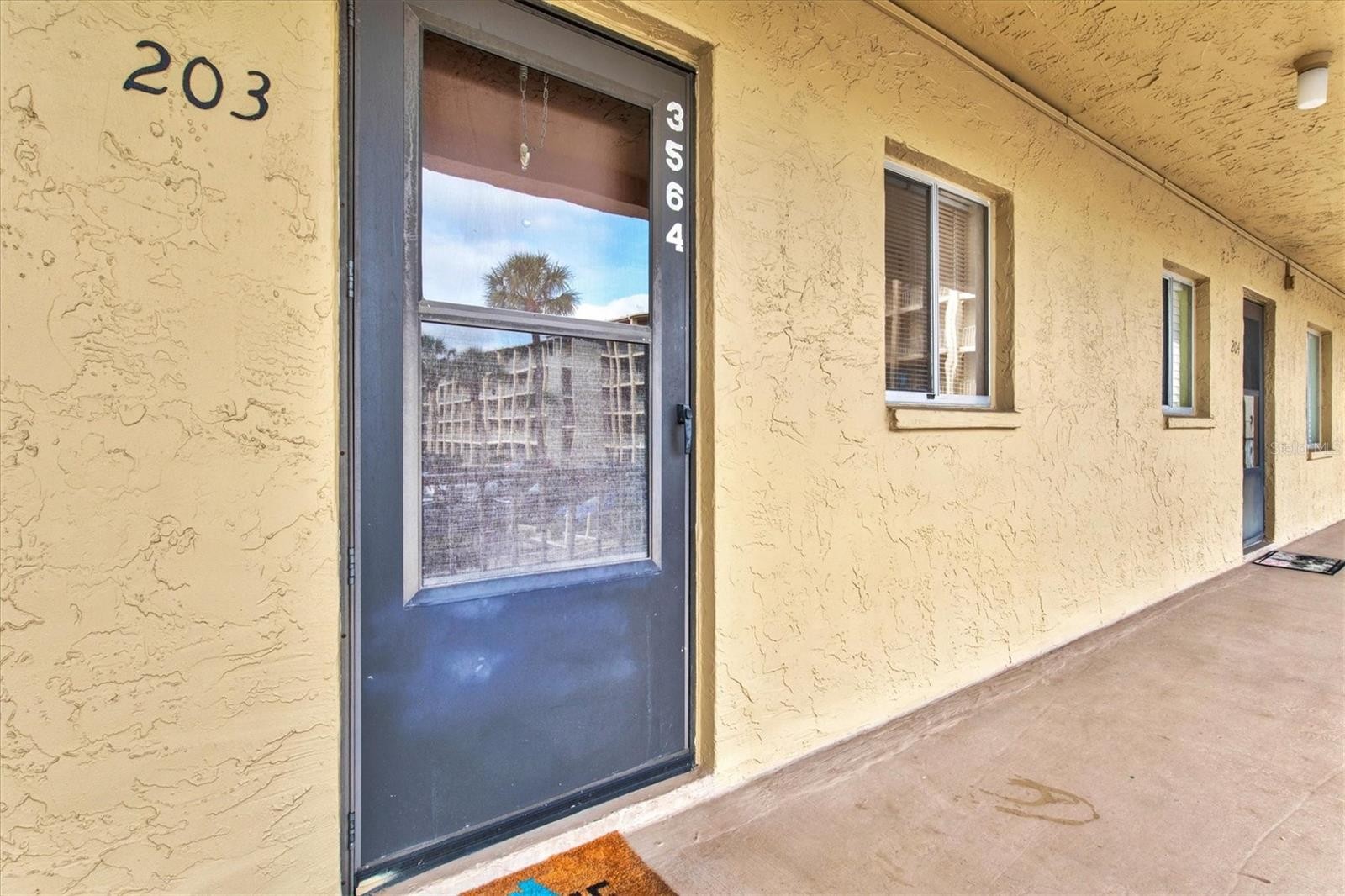 3564 LAKE BAYSHORE DR #203