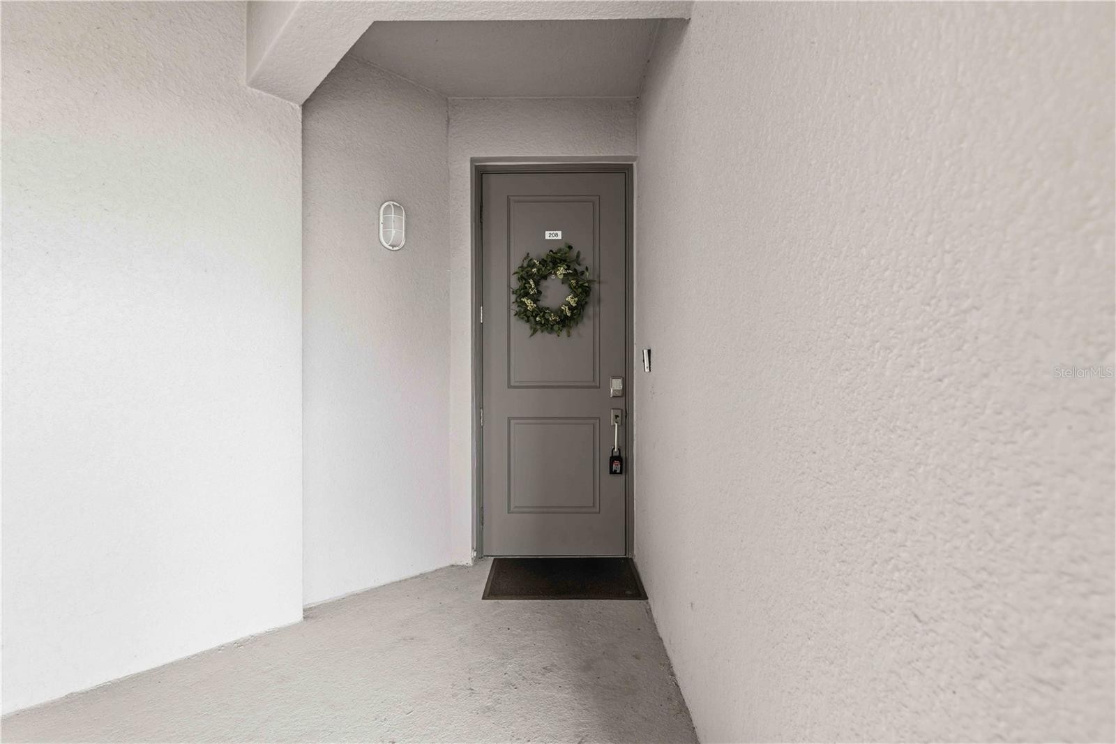 12240 WELLEN GOLF ST #208