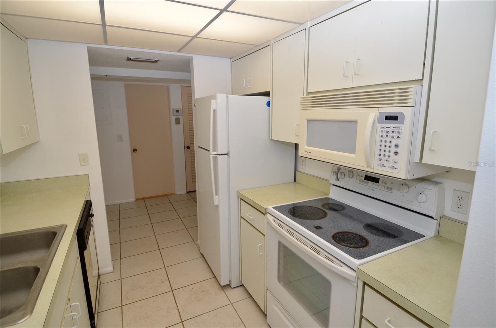 3560 HISPANIA PL #211