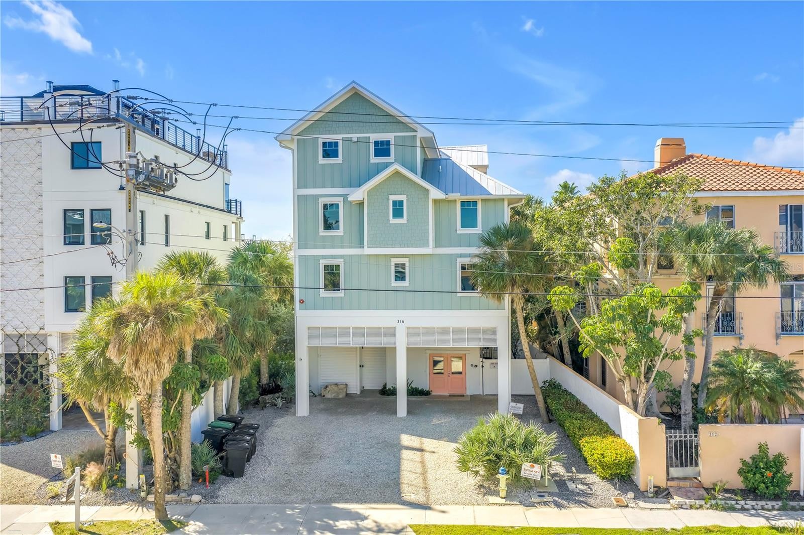 316 BEACH RD